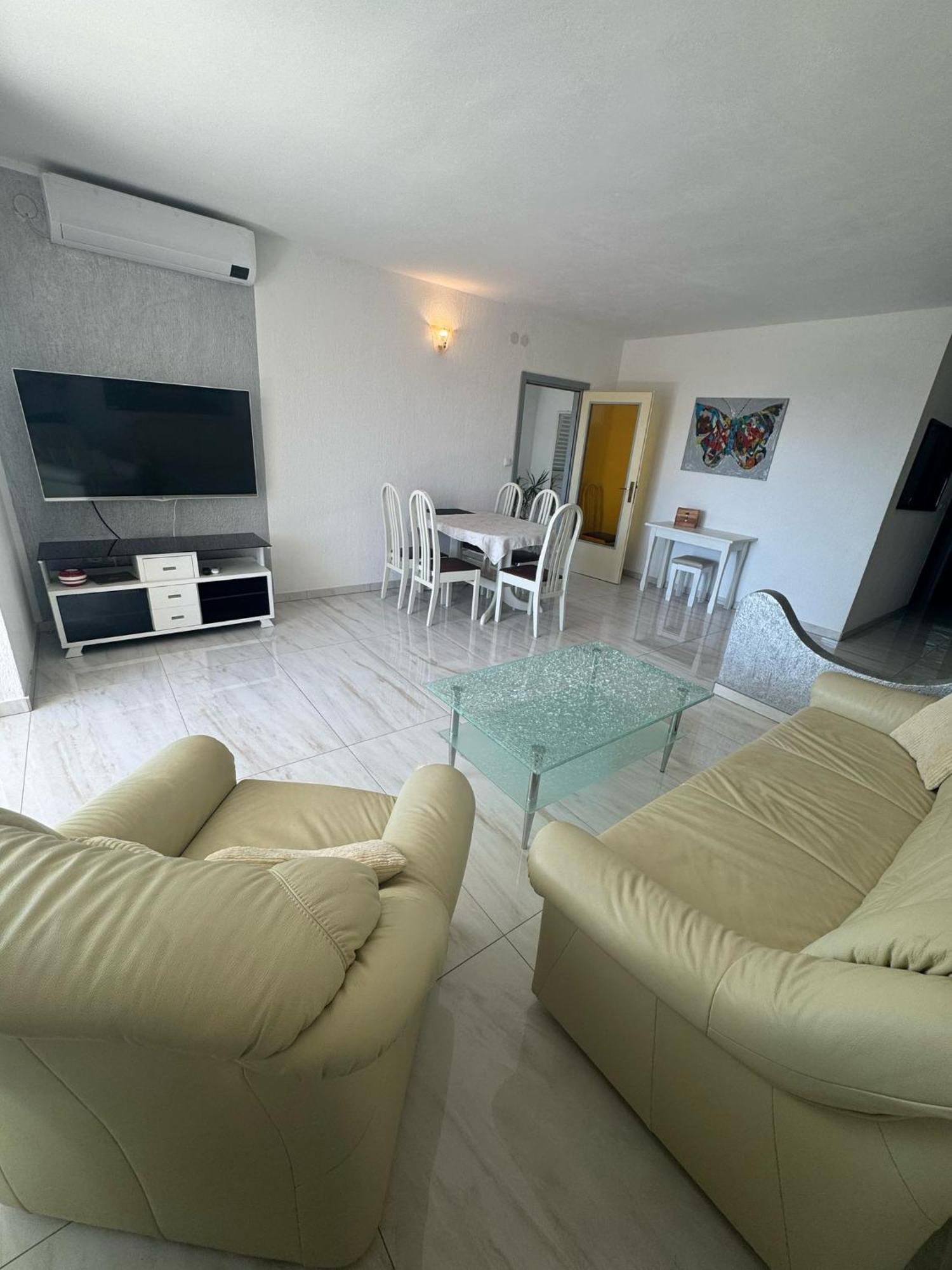 Apartman Kartec Đảo Krk Ngoại thất bức ảnh